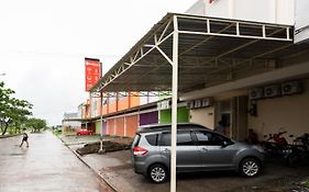 RedDoorz @ Graha Cemerlang Maros